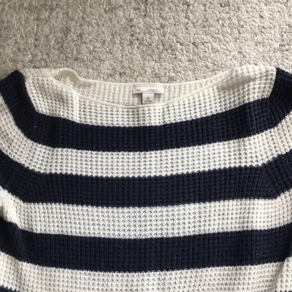 Gap Navy and White Stripe Sweater - Picture 3 of 3